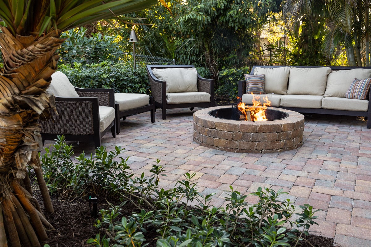 exterior-luxury-fire-pit